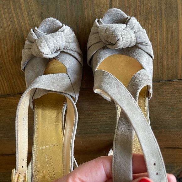 Shoe - Picture 3 of 3